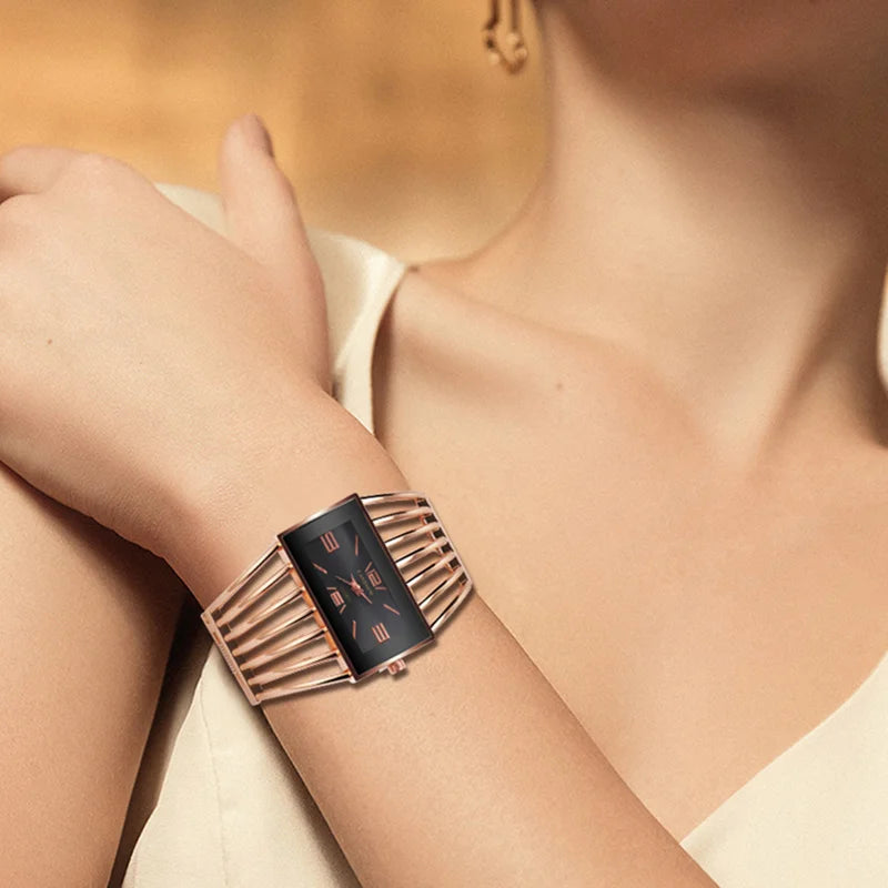 Montre Femme - Bracelet en or pour une exception de luxe